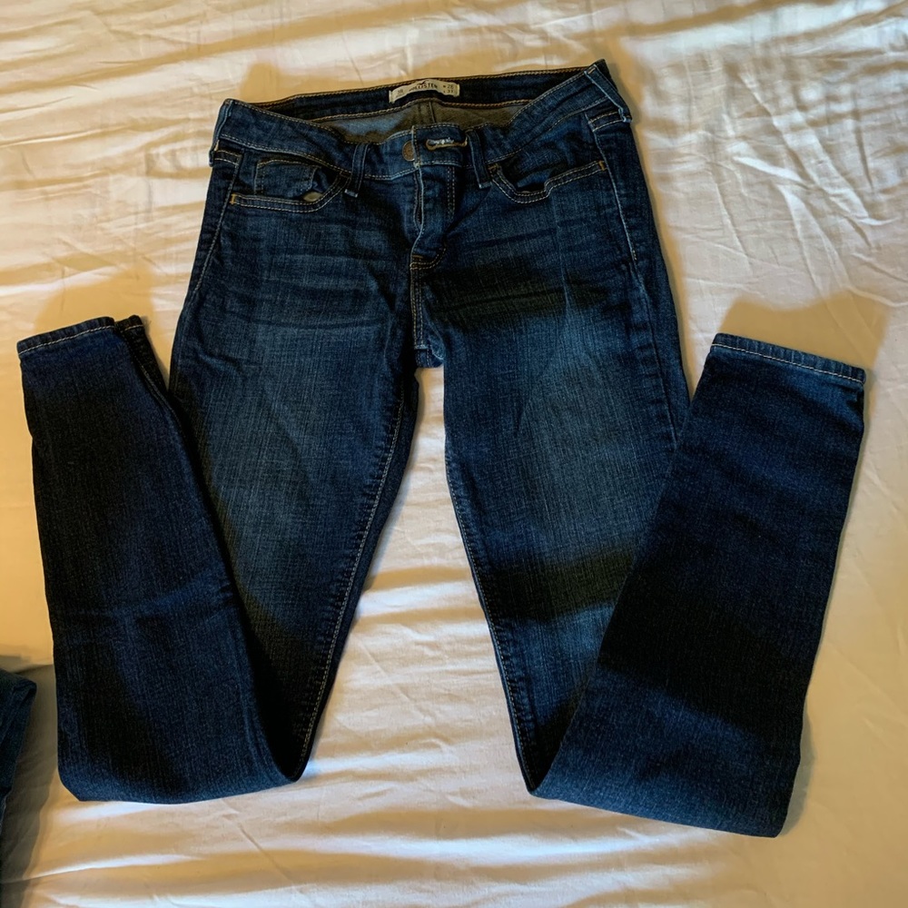 Hollister dark wash skinny jeans
